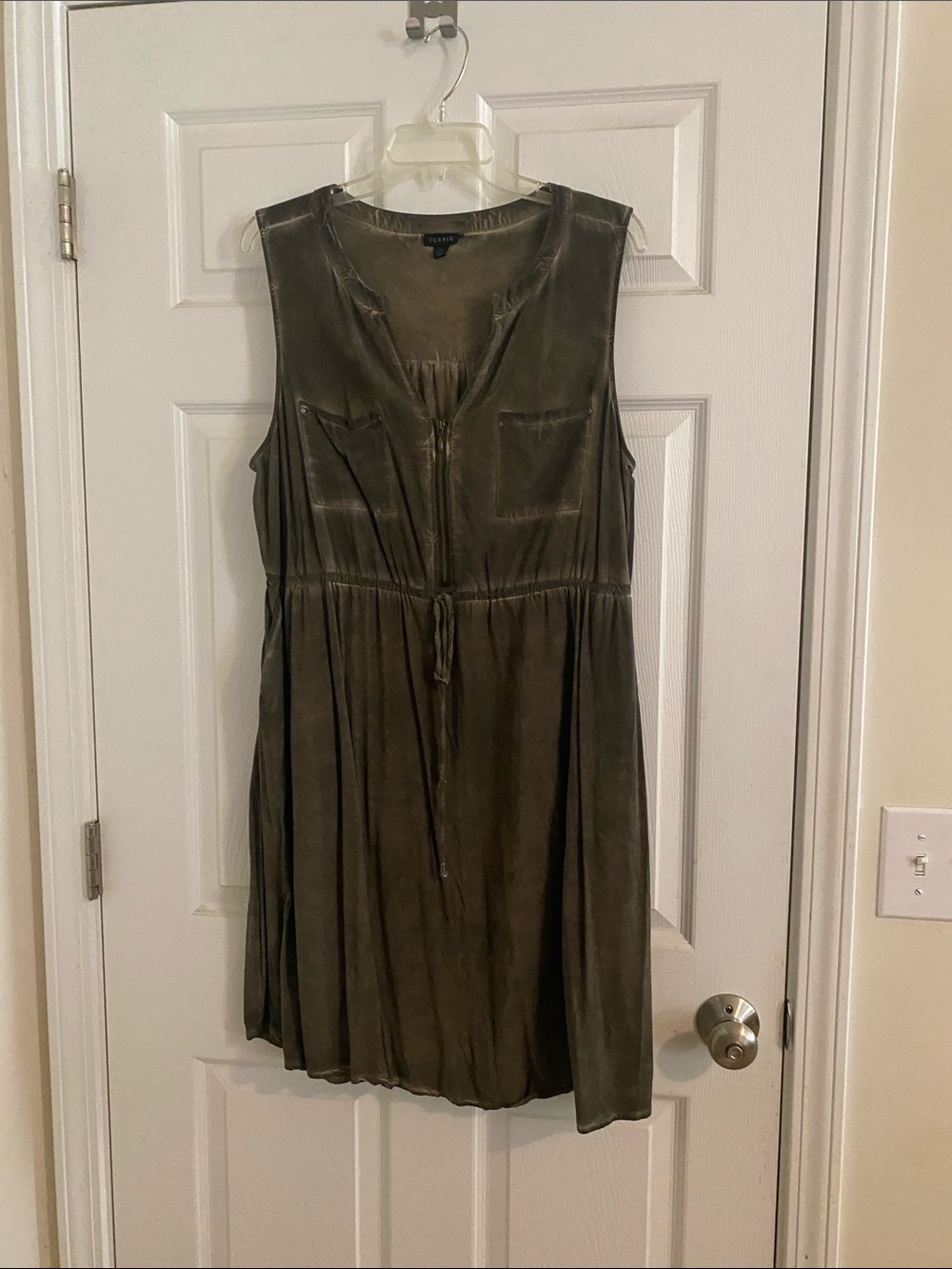 Torrid Sleeveless Olive Green Tie-Waist Dress distressed size 1 plus Size
